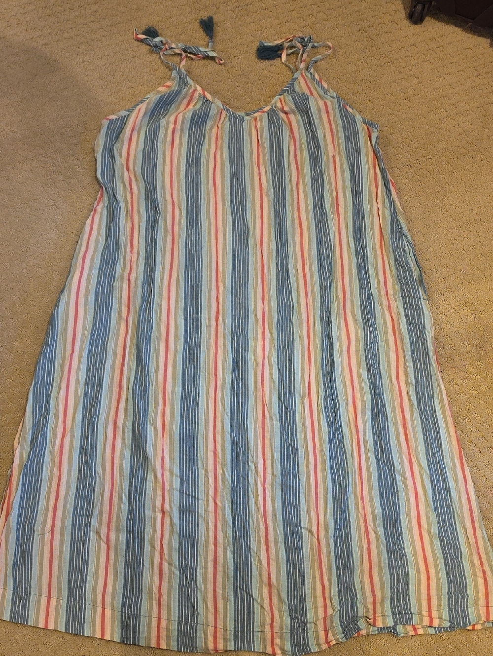 EUC Old Navy Striped Tie-Shoulder Sundress WITH POCKETS!